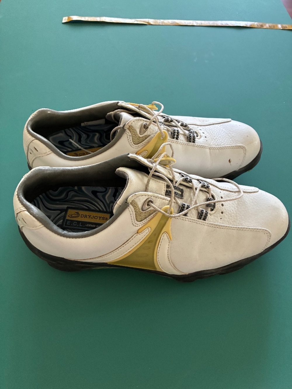Men’s DryJoy Golf Shoes Size 9 M